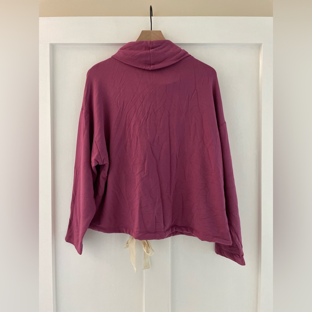 TORRID Dream Fleece Cowl Neck Lounge Sweatshirt in Violet Quartz Size 0 | Large - Picture 7 of 12